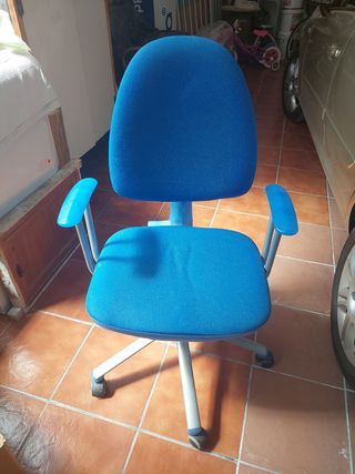 Silla giratoria escritorio azul
