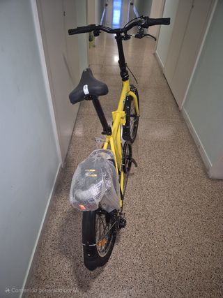 Bicicleta plegable moma ricola. Nueva a estrenar.