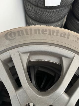 Neumáticos Continental 235/60 R18