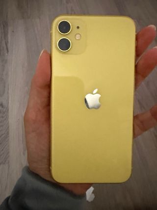 iPhone 11 Amarillo 128GB