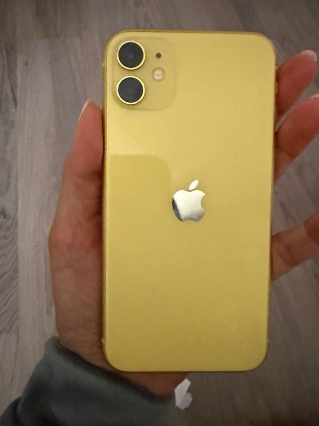 iPhone 11 Amarillo 128GB