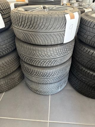 4 Neumaticos 235/40/18 Mercedes