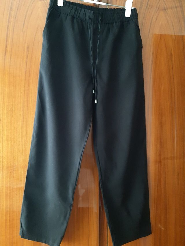 Pantalon negro cintura elastica Mango