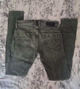 Vaqueros Diesel slim. Talla 30-34