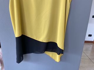 Canotta lunga gialla e nera