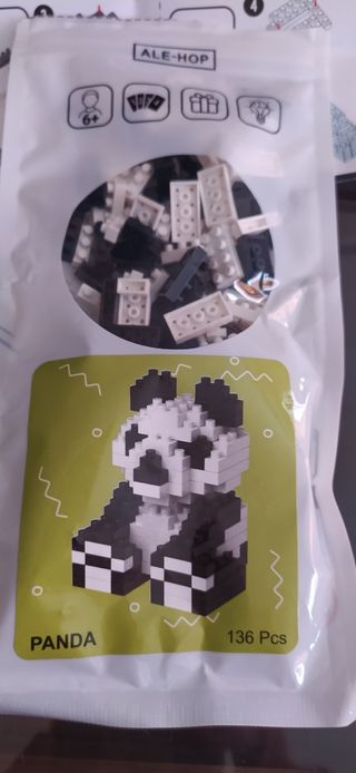 Lego City - Barco y vehículos- más robot y panda .