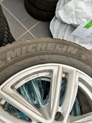 Llantas + neum 215/65 R17