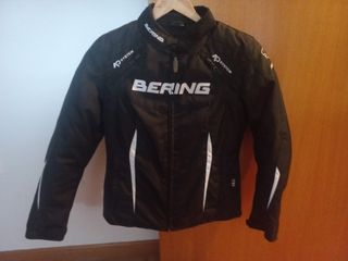 Cazadora de moto de mujer 4 tiempos