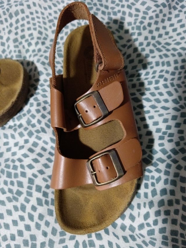 Sandalias piel marrón niño 34