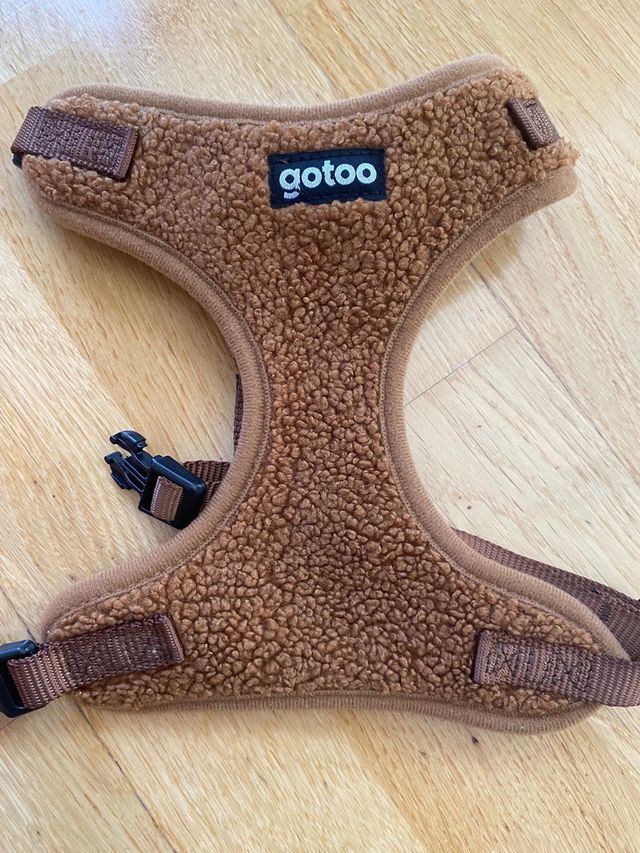 Arnés gotoo marrón para perros pequeños