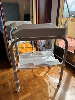 Cambiador y bañera bebe