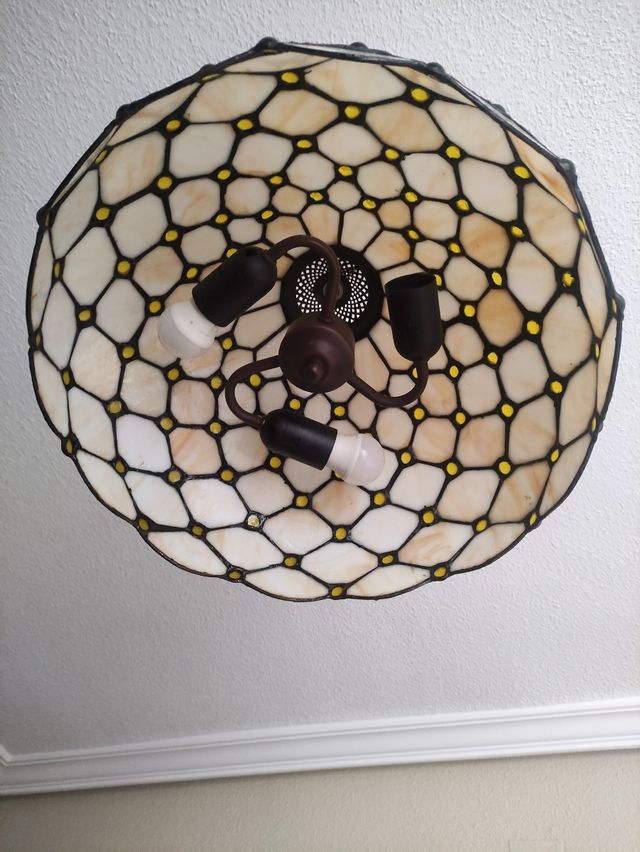 Lampara techo Tiffany circular con 3 luces