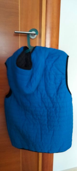 Chaleco Zara Kids reversible negro-azul