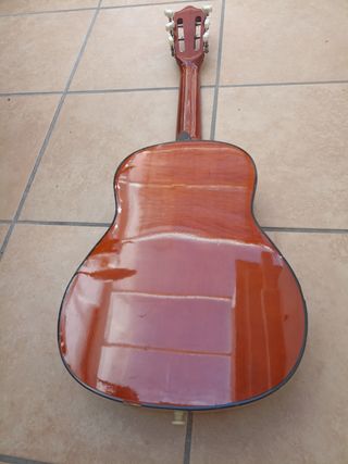 Guitarra infantil