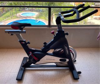 Bicicleta spinning LifeFitness IC1