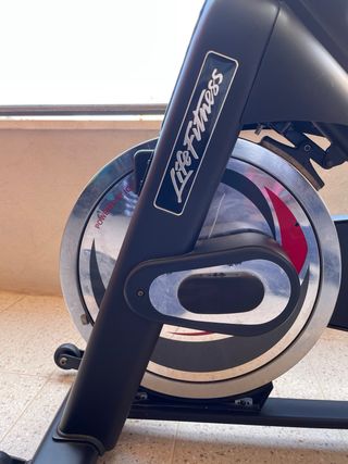Bicicleta spinning LifeFitness IC1