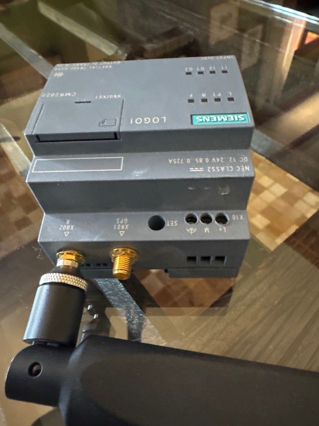 Módulo Siemens LOGO! CMR2020