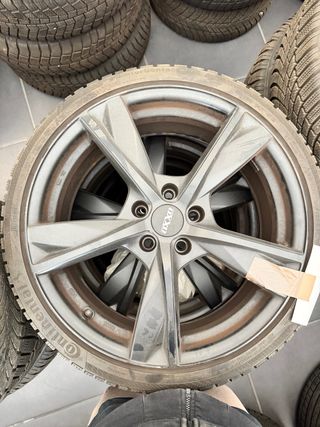 Llantas 19" con neumáticos