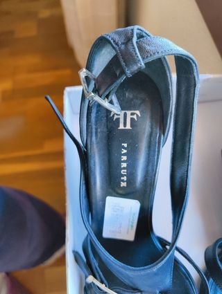 Sandalias Farrutx negras piel