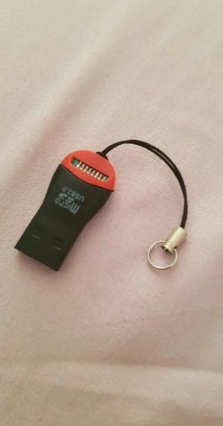 Lector tarjetas micro SD