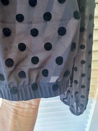 Blusa lunares Zara