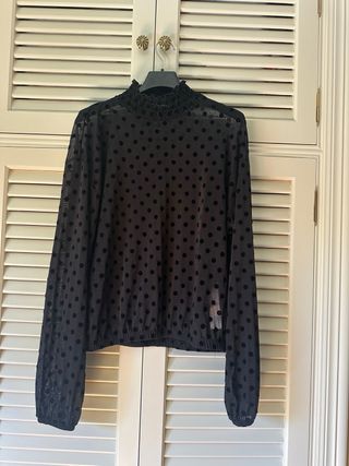 Blusa lunares Zara