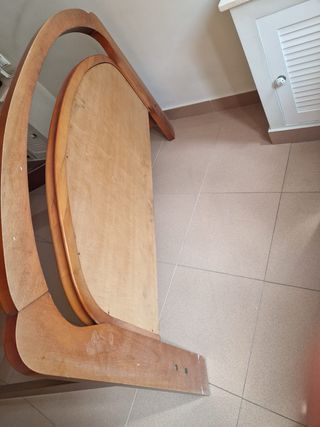 Cama de madera maciza y somier