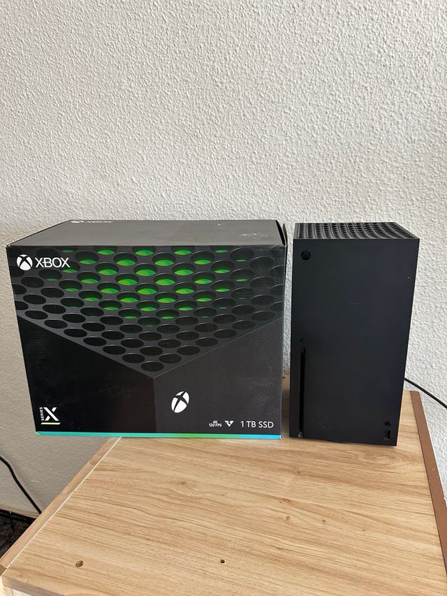 Xbox Series X 1TB + 4 juegos
