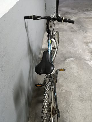 Vendo 2 bicis MTB de 20 y 24 pulgadas seminuevas