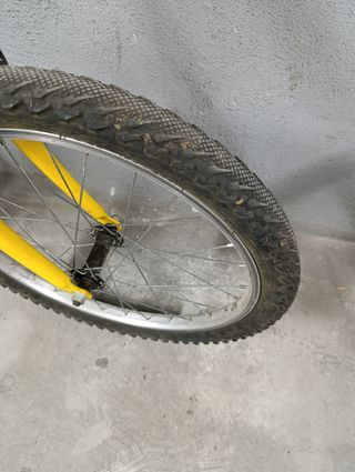 Vendo 2 bicis MTB de 20 y 24 pulgadas seminuevas