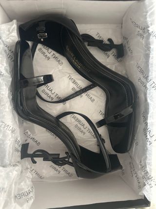 Tacones YVES SAINT LAUTENRT PARIS