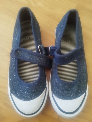 Manoletinas niña azul marino talla 32