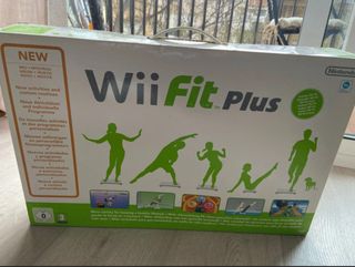 Wii Fit Plus - Nintendo