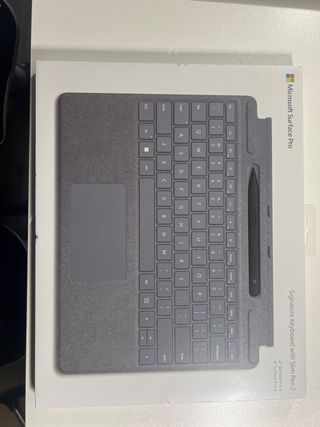 Microsoft Surface Pro 8 - 16GB RAM