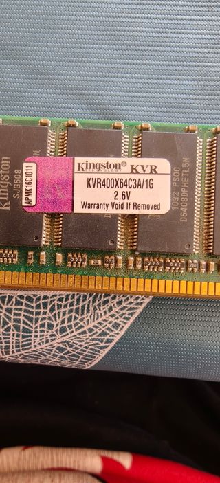 Kingston KVR400X64C3A/1G - 1GB RAM