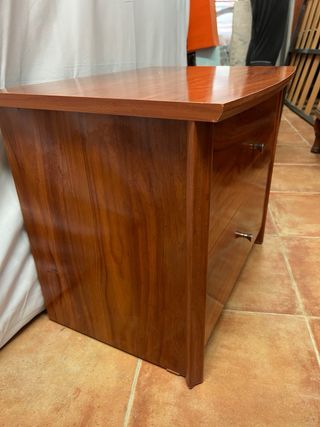 Mesita noche 2 cajones madera