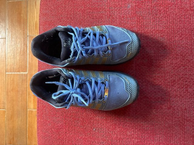 Zapatillas pádel KWISS usadas