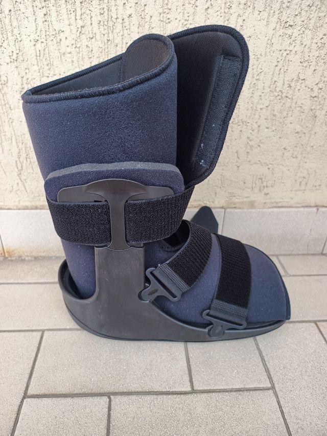 Tutore Walker ortesi di caviglia piedePromedics 