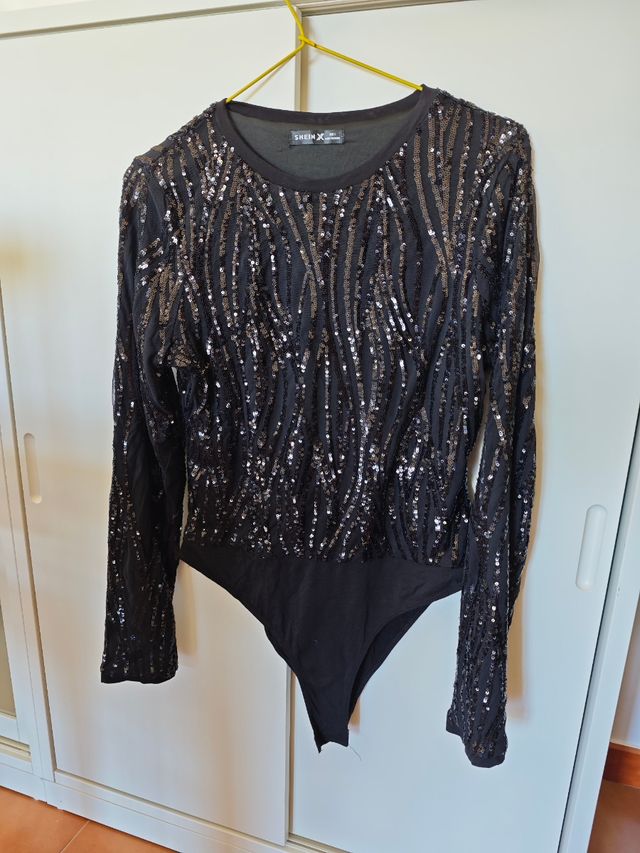 Body negro lentejuelas SHEIN