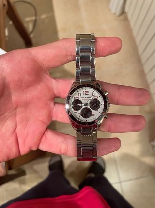 Reloj viceroy acero. Esfera blanca y roja