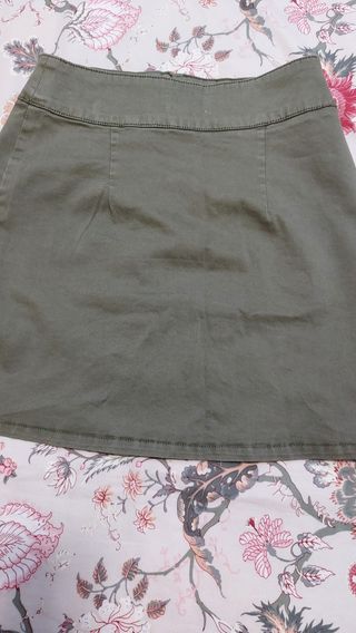 Falda militar verde oliva corta Hug&Clau 
