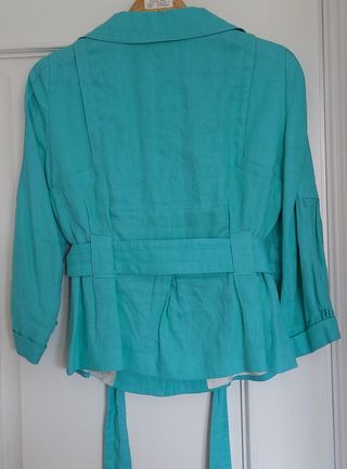 Chaqueta turquesa de Zara 