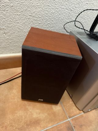 Equipo de musica JVC - CD/MP3 y USB