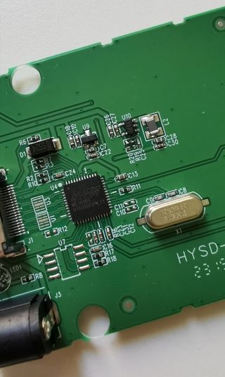 Circuito conversor HDMI a Audio/Vídeo BNC 5 volts