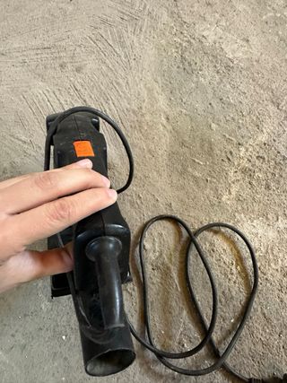 Lijadora eléctrica Black Decker 135W