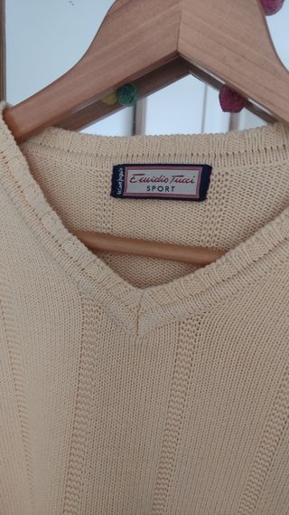 Jersey cuello de pico algodon color vainilla