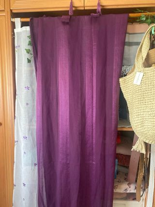 Visillos morado de trabillas
