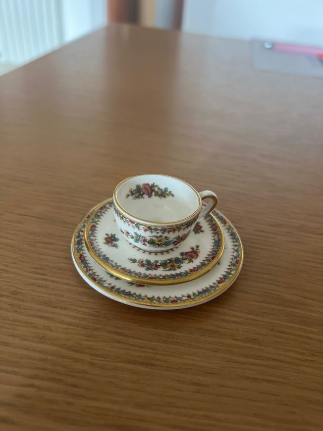 Set da thè Coalport Ming Rose