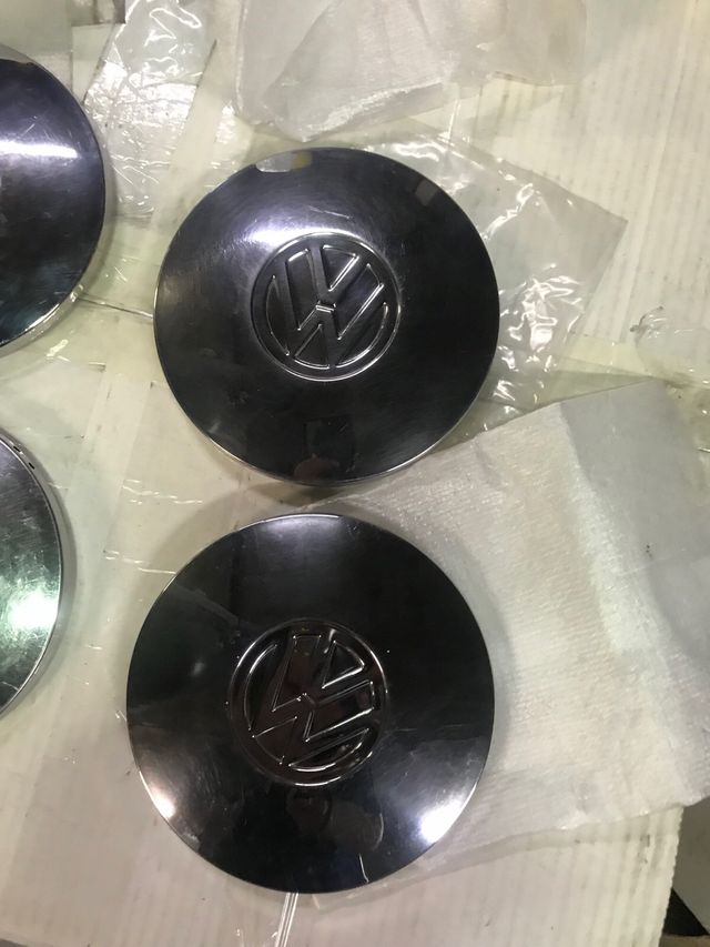 Centro llanta golf mk1