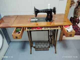 Maquina de coser alfa, como nueva ,urge venta